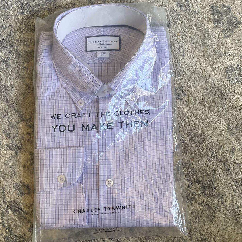 Charles Tyrwhitt Button-Down Non-Iron Stretch Oxford Check Shirt - Picture 7 of 7